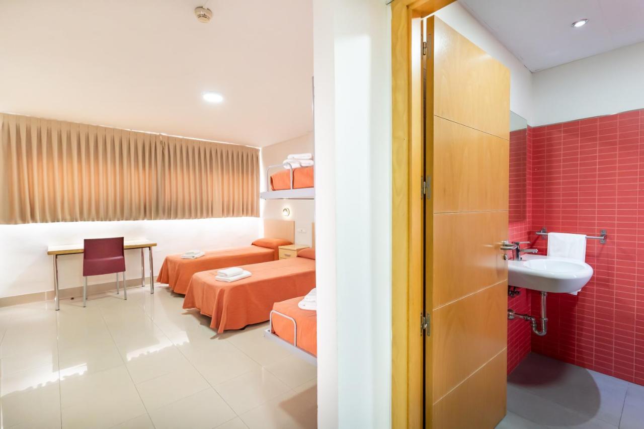 Albergue Inturjoven Sevilla Buitenkant foto