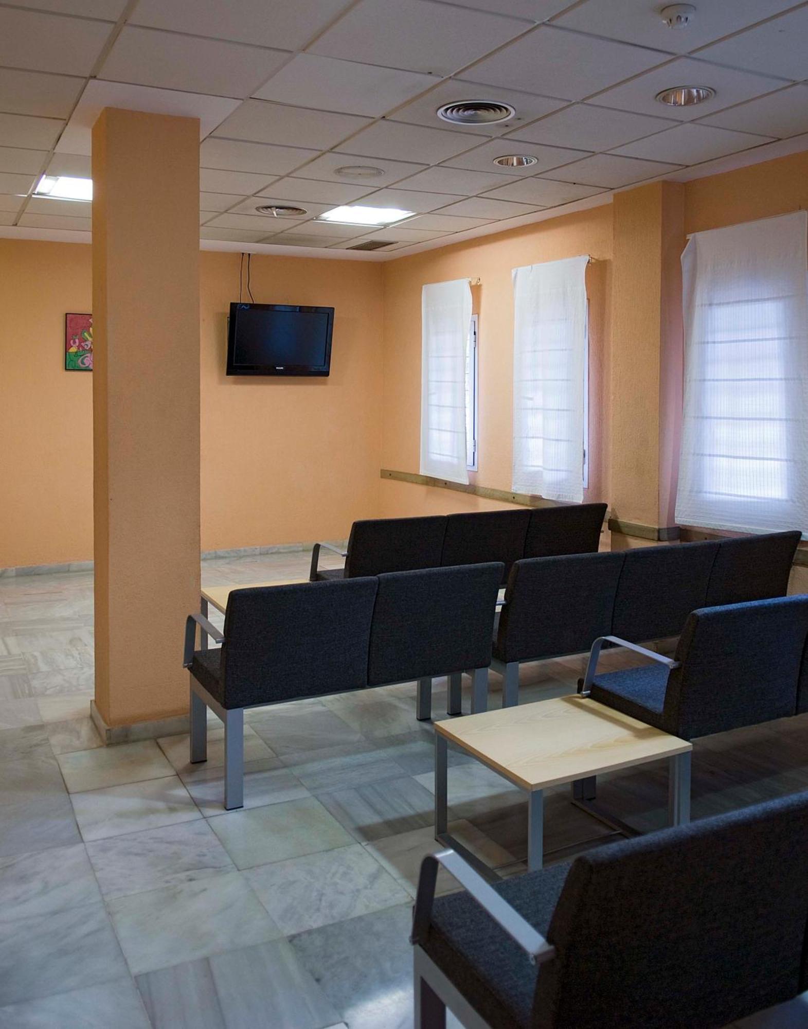 Albergue Inturjoven Sevilla Buitenkant foto