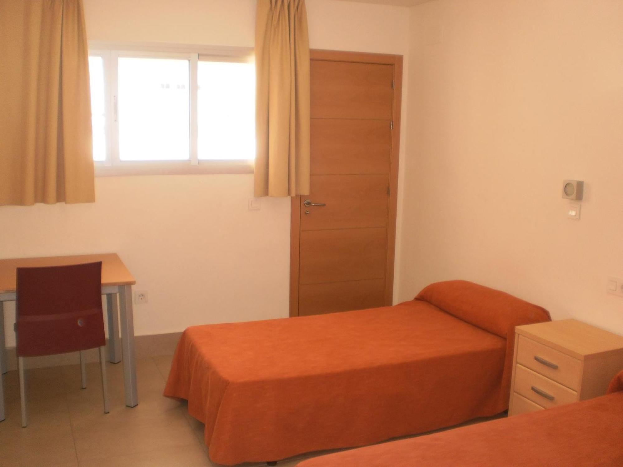 Albergue Inturjoven Sevilla Buitenkant foto