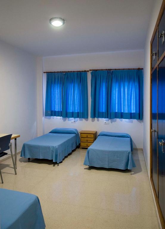 Albergue Inturjoven Sevilla Buitenkant foto