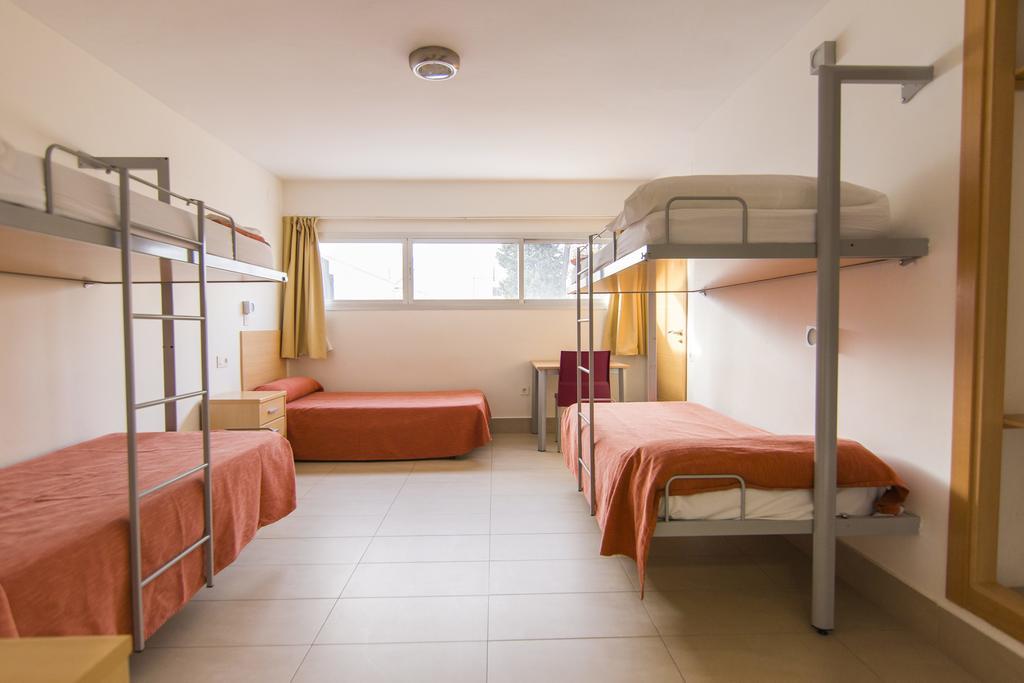 Albergue Inturjoven Sevilla Buitenkant foto